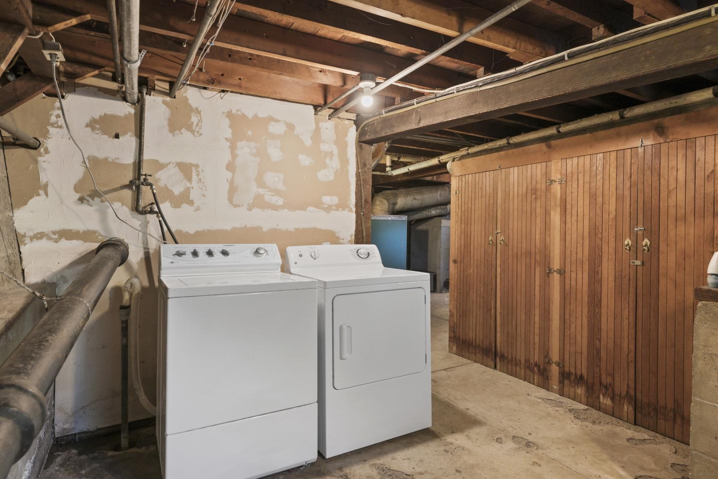Detail Gallery Image 43 of 79 For 100 Wood Rd, Los Gatos,  CA 95030 - – Beds | – Baths