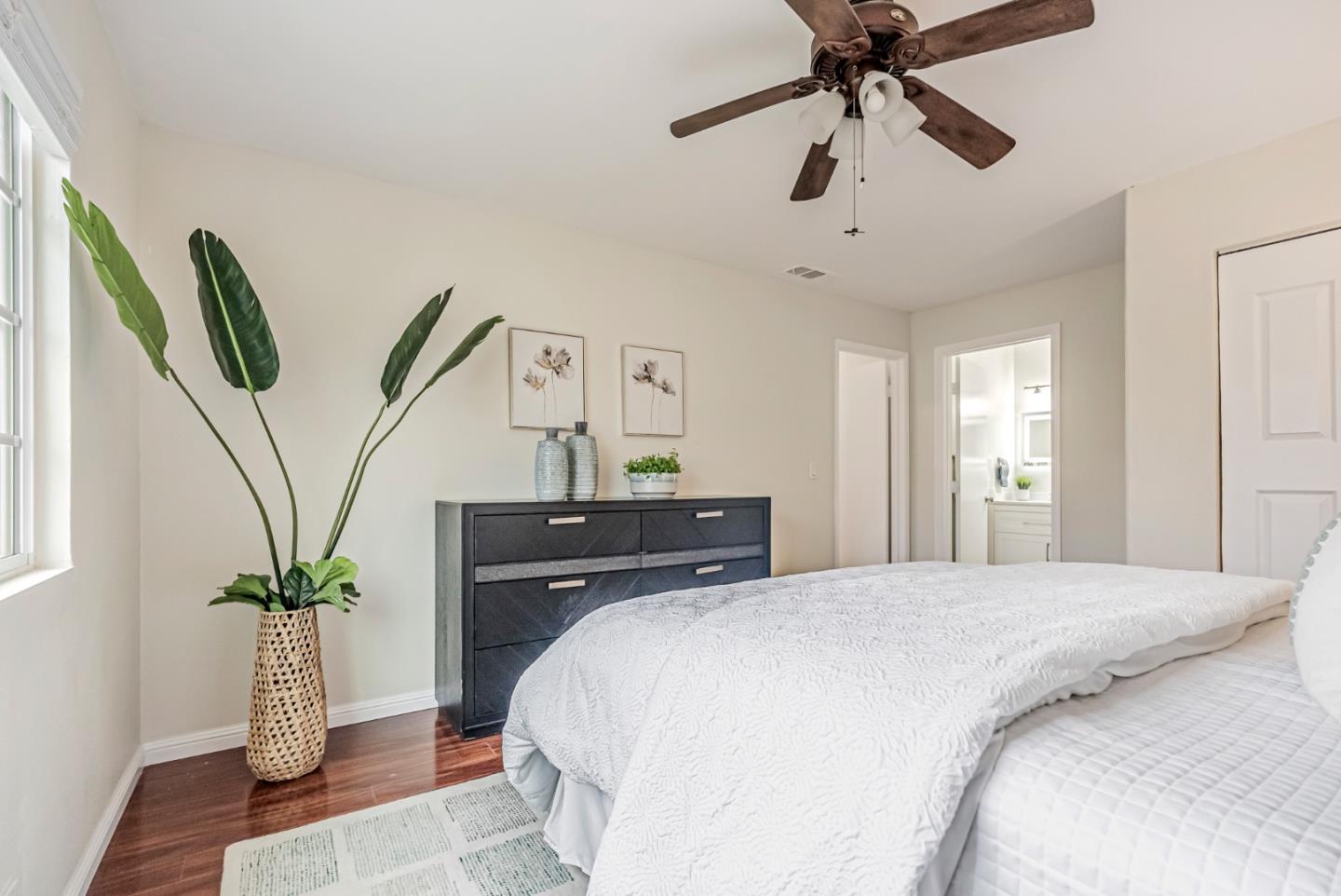 3259 San Carvante Way, Union City, California 94587, 2 Bedrooms Bedrooms, ,2 BathroomsBathrooms,Residential,For Sale,3259 San Carvante Way,ML82010801
