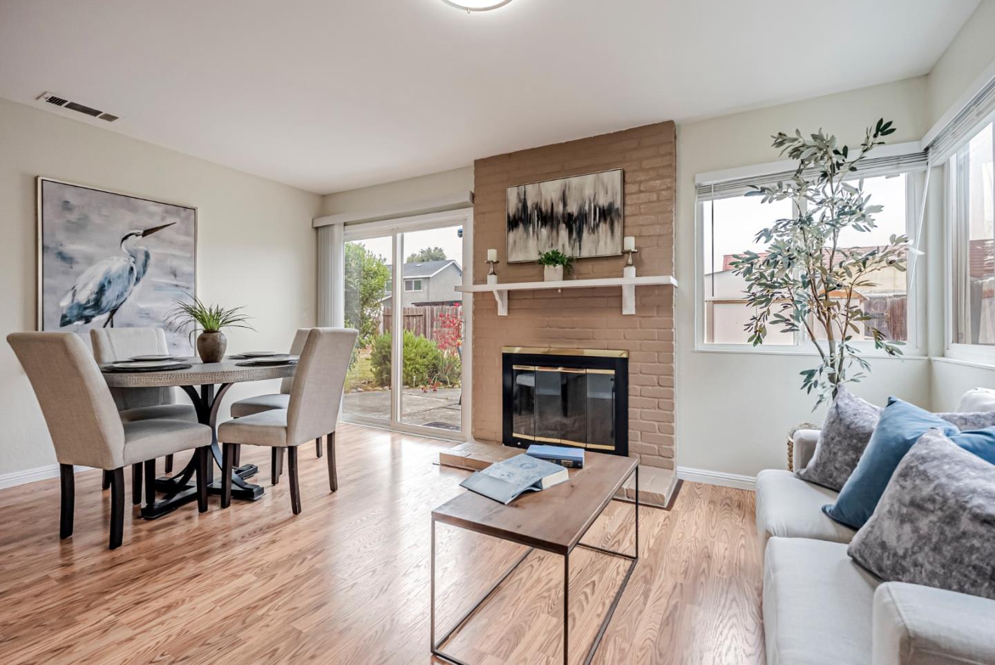 3259 San Carvante Way, Union City, California 94587, 2 Bedrooms Bedrooms, ,2 BathroomsBathrooms,Residential,For Sale,3259 San Carvante Way,ML82010801