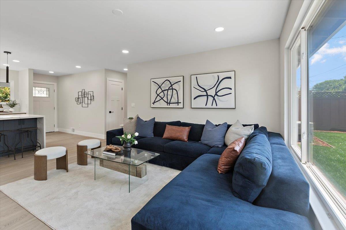 Detail Gallery Image 13 of 41 For 2495 Malaga Dr, San Jose,  CA 95125 - 4 Beds | 2/1 Baths