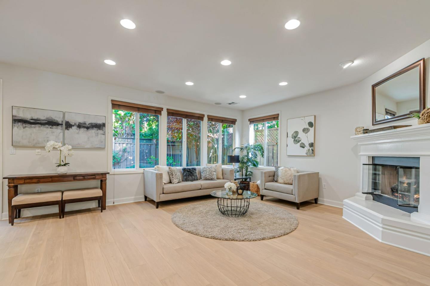 Detail Gallery Image 17 of 70 For 1701 Whispering Willow Pl, San Jose,  CA 95125 - 5 Beds | 4 Baths