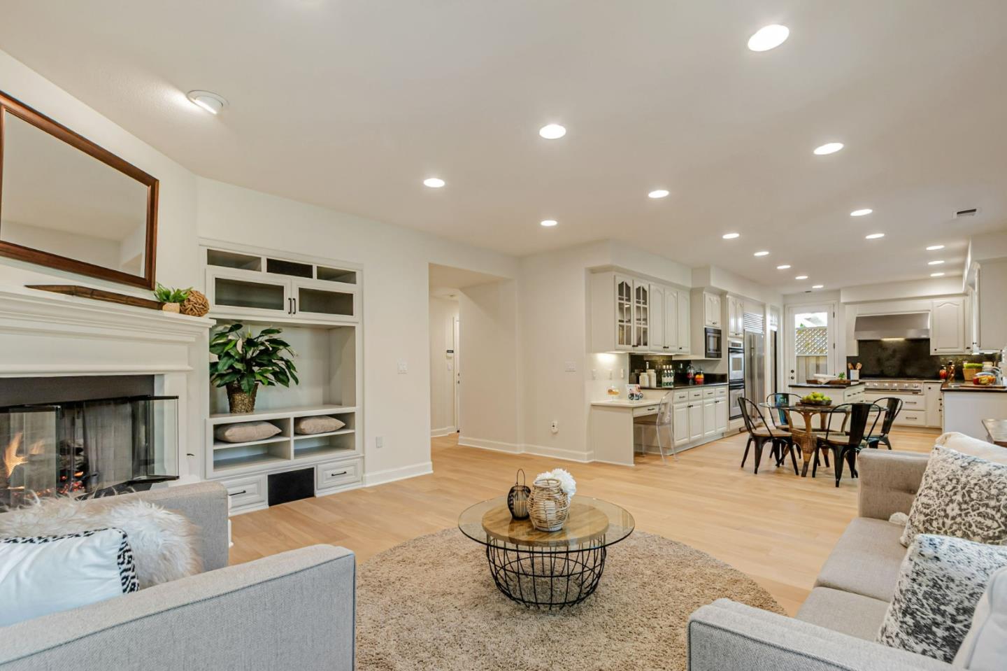 Detail Gallery Image 19 of 70 For 1701 Whispering Willow Pl, San Jose,  CA 95125 - 5 Beds | 4 Baths