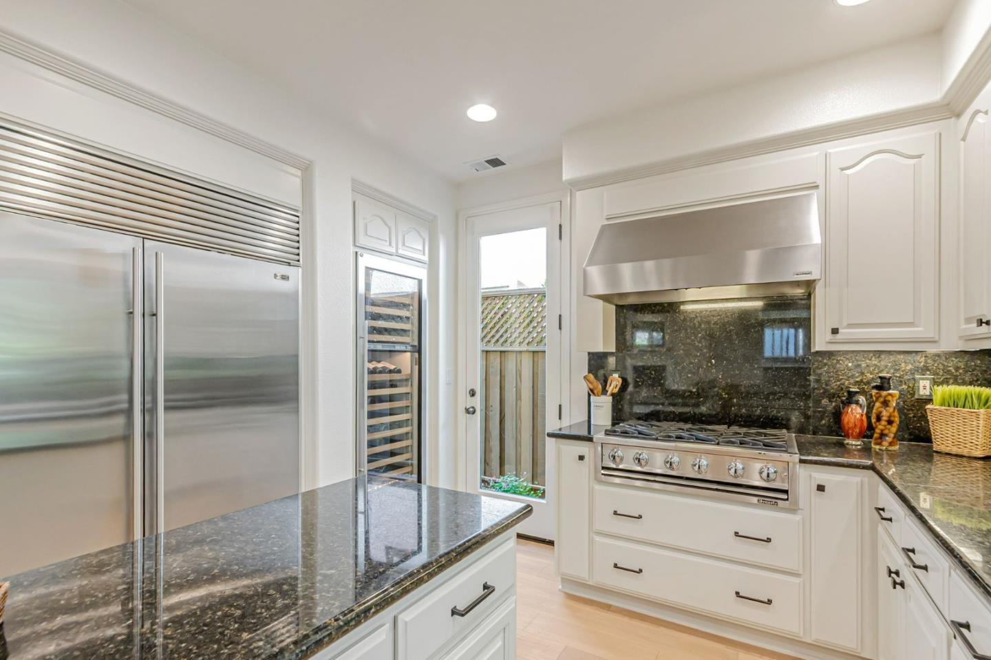 Detail Gallery Image 27 of 70 For 1701 Whispering Willow Pl, San Jose,  CA 95125 - 5 Beds | 4 Baths