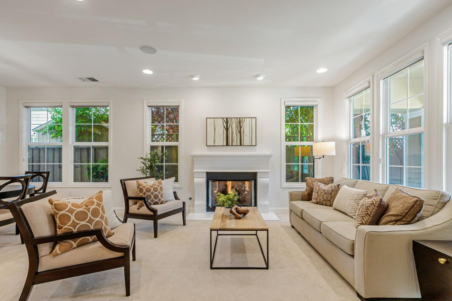 Detail Gallery Image 7 of 70 For 1701 Whispering Willow Pl, San Jose,  CA 95125 - 5 Beds | 4 Baths