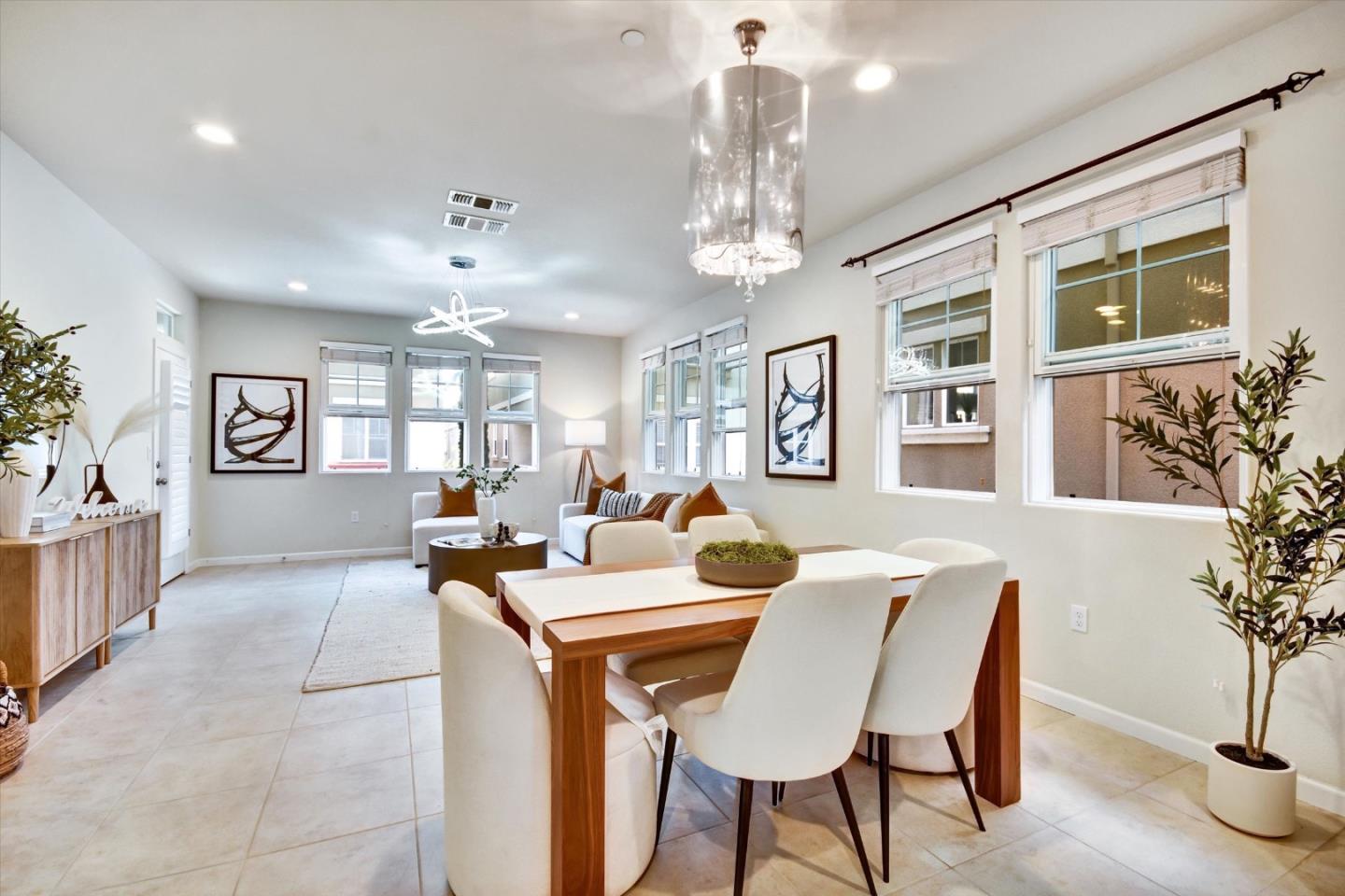 Detail Gallery Image 11 of 51 For 2620 Tamalpais Ter, Fremont,  CA 94538 - 3 Beds | 2/2 Baths
