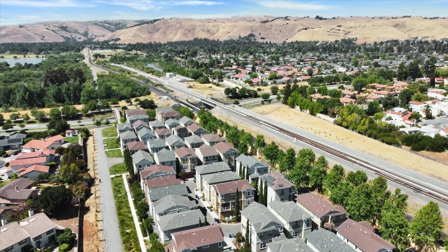 Detail Gallery Image 42 of 51 For 2620 Tamalpais Ter, Fremont,  CA 94538 - 3 Beds | 2/2 Baths