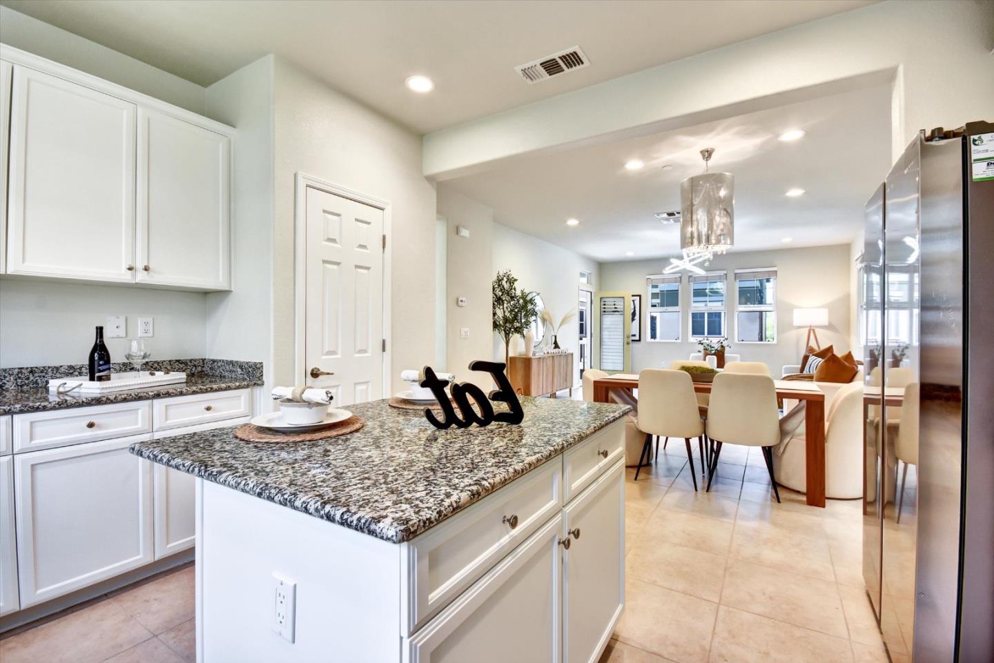 Detail Gallery Image 5 of 51 For 2620 Tamalpais Ter, Fremont,  CA 94538 - 3 Beds | 2/2 Baths