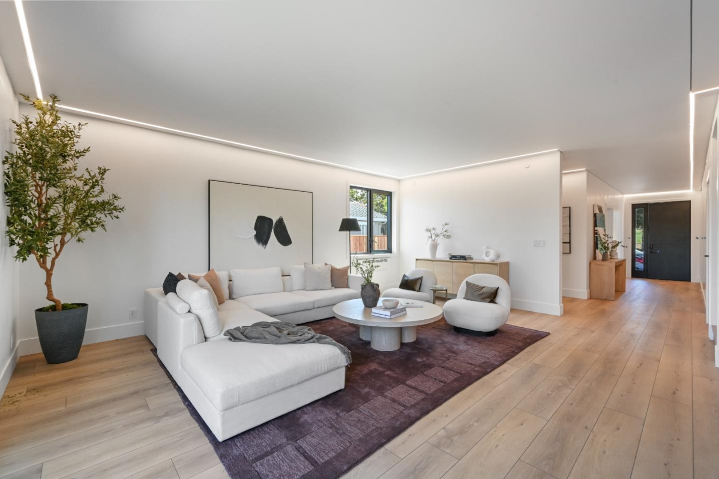 Detail Gallery Image 12 of 40 For 2725 Los Altos Dr, San Jose,  CA 95121 - 5 Beds | 3/1 Baths