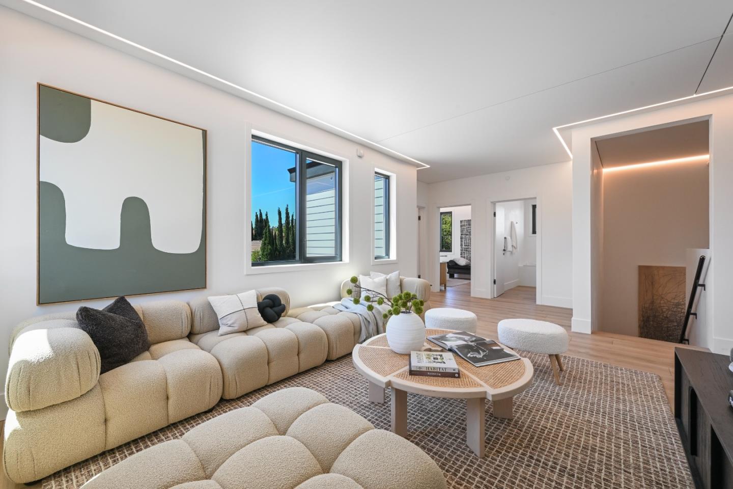 Detail Gallery Image 21 of 40 For 2725 Los Altos Dr, San Jose,  CA 95121 - 5 Beds | 3/1 Baths