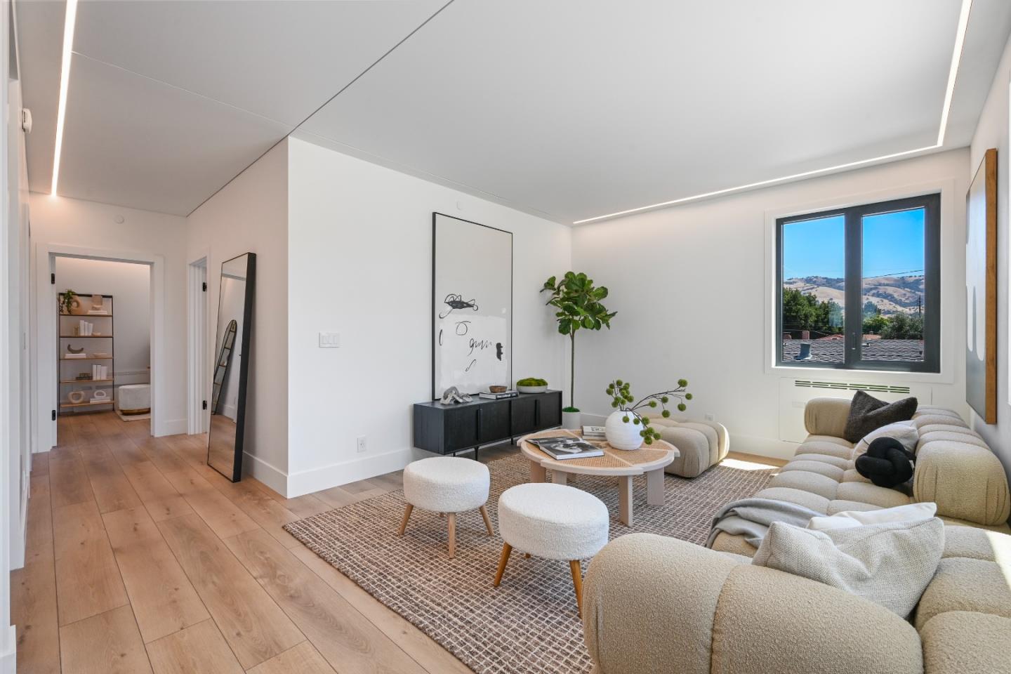 Detail Gallery Image 22 of 40 For 2725 Los Altos Dr, San Jose,  CA 95121 - 5 Beds | 3/1 Baths