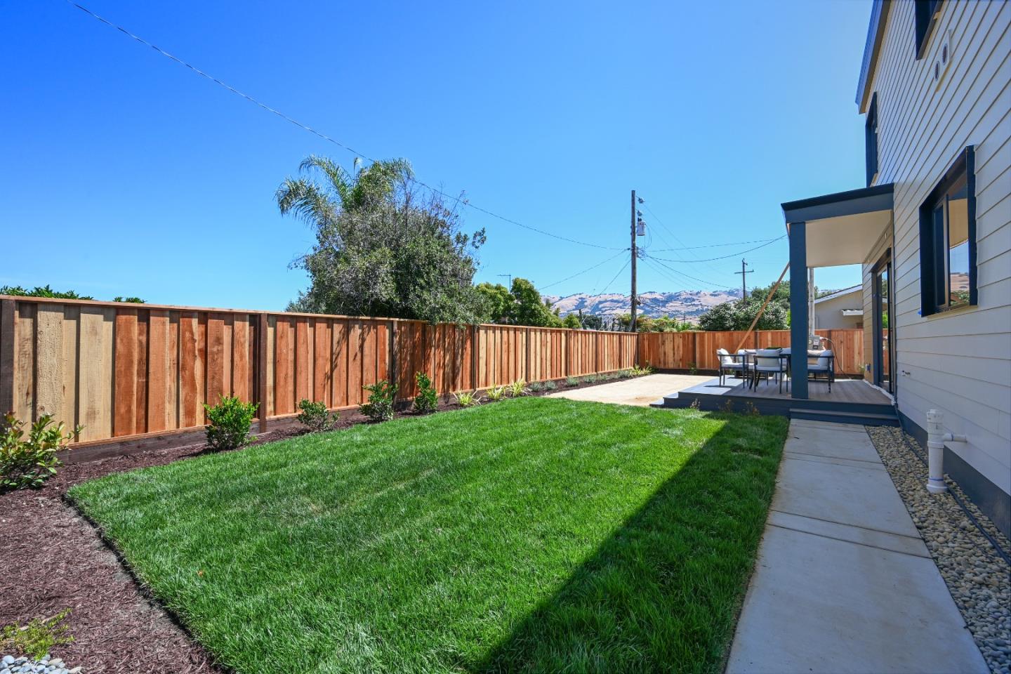 Detail Gallery Image 40 of 40 For 2725 Los Altos Dr, San Jose,  CA 95121 - 5 Beds | 3/1 Baths