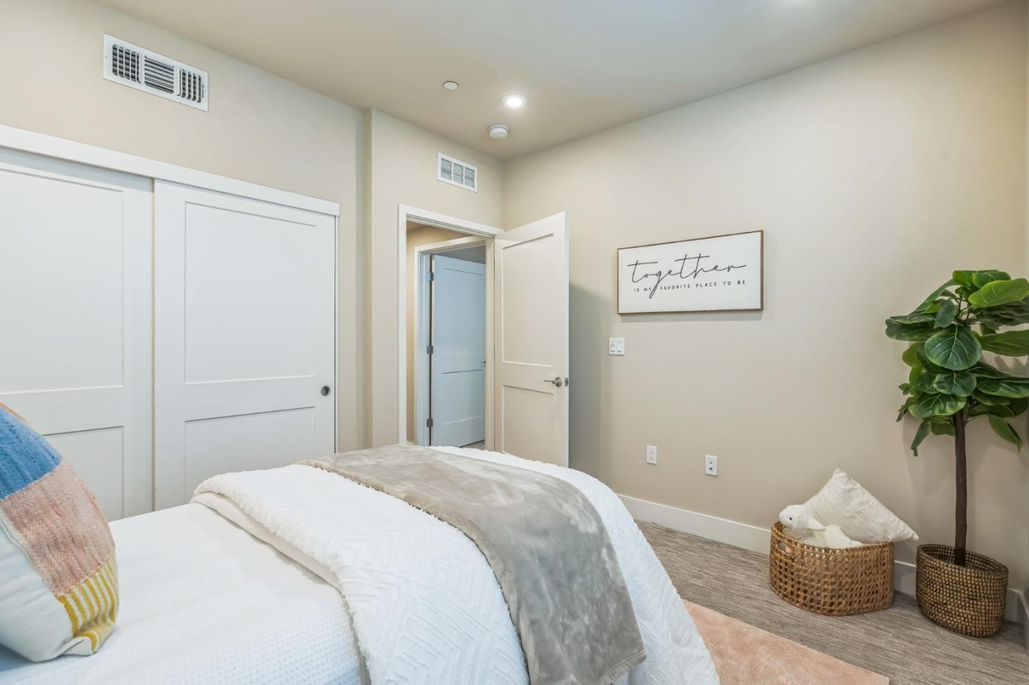 Detail Gallery Image 23 of 44 For 45049 Challenge Cmn #203,  Fremont,  CA 94538 - 3 Beds | 2 Baths