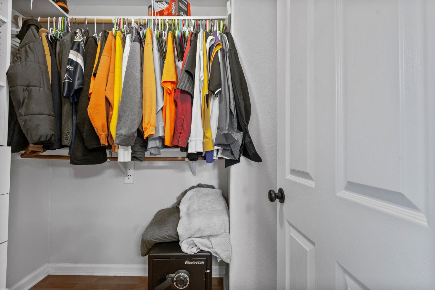 Detail Gallery Image 31 of 49 For 730 Marseille Dr, Hollister,  CA 95023 - 4 Beds | 2/1 Baths