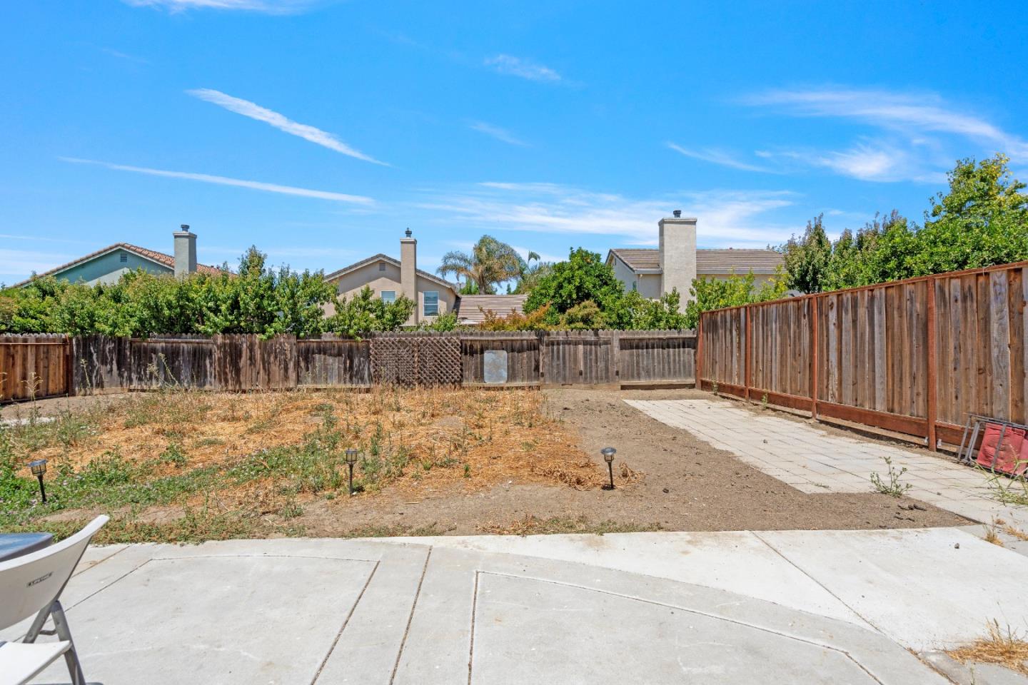 Detail Gallery Image 32 of 49 For 730 Marseille Dr, Hollister,  CA 95023 - 4 Beds | 2/1 Baths