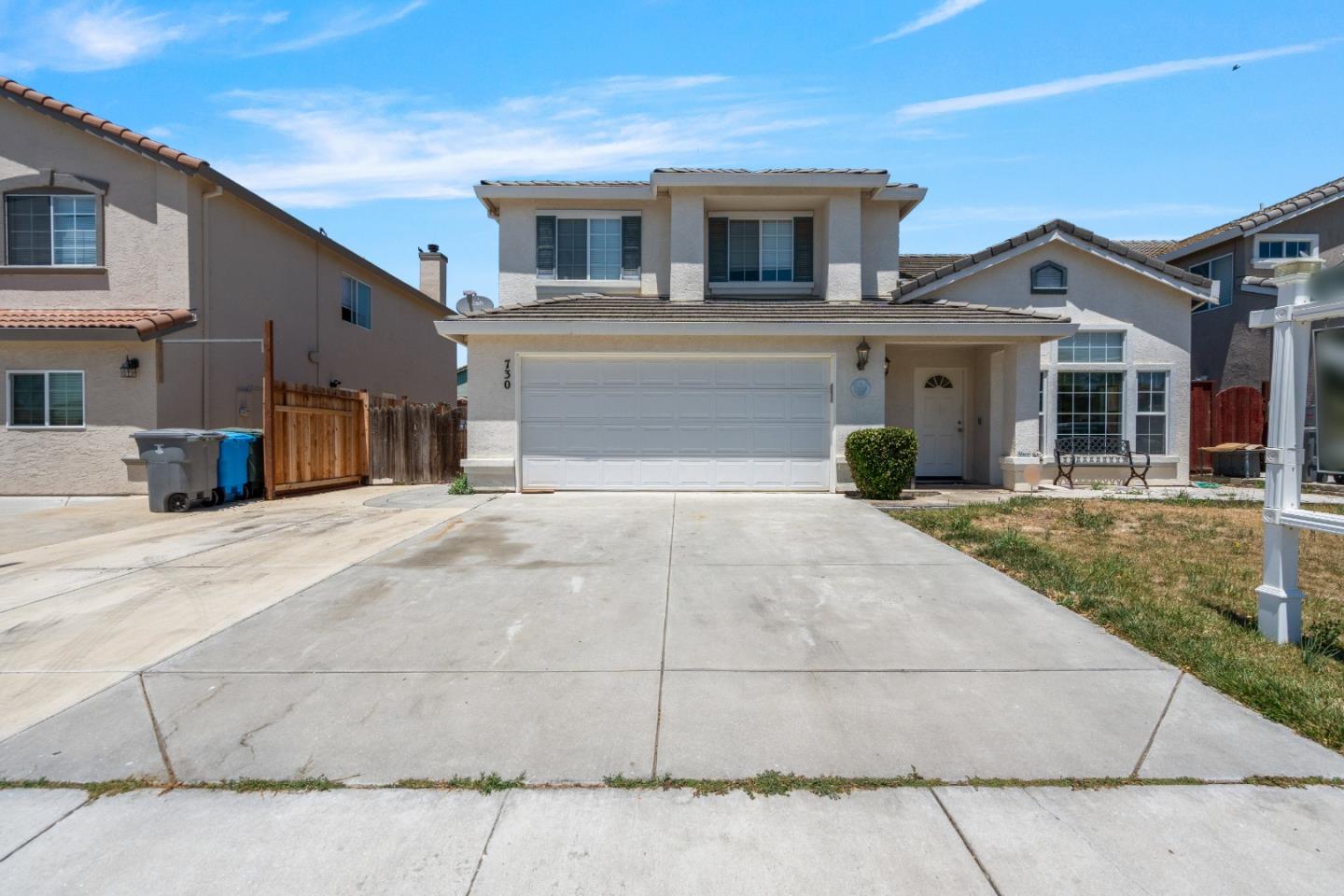 Detail Gallery Image 5 of 49 For 730 Marseille Dr, Hollister,  CA 95023 - 4 Beds | 2/1 Baths