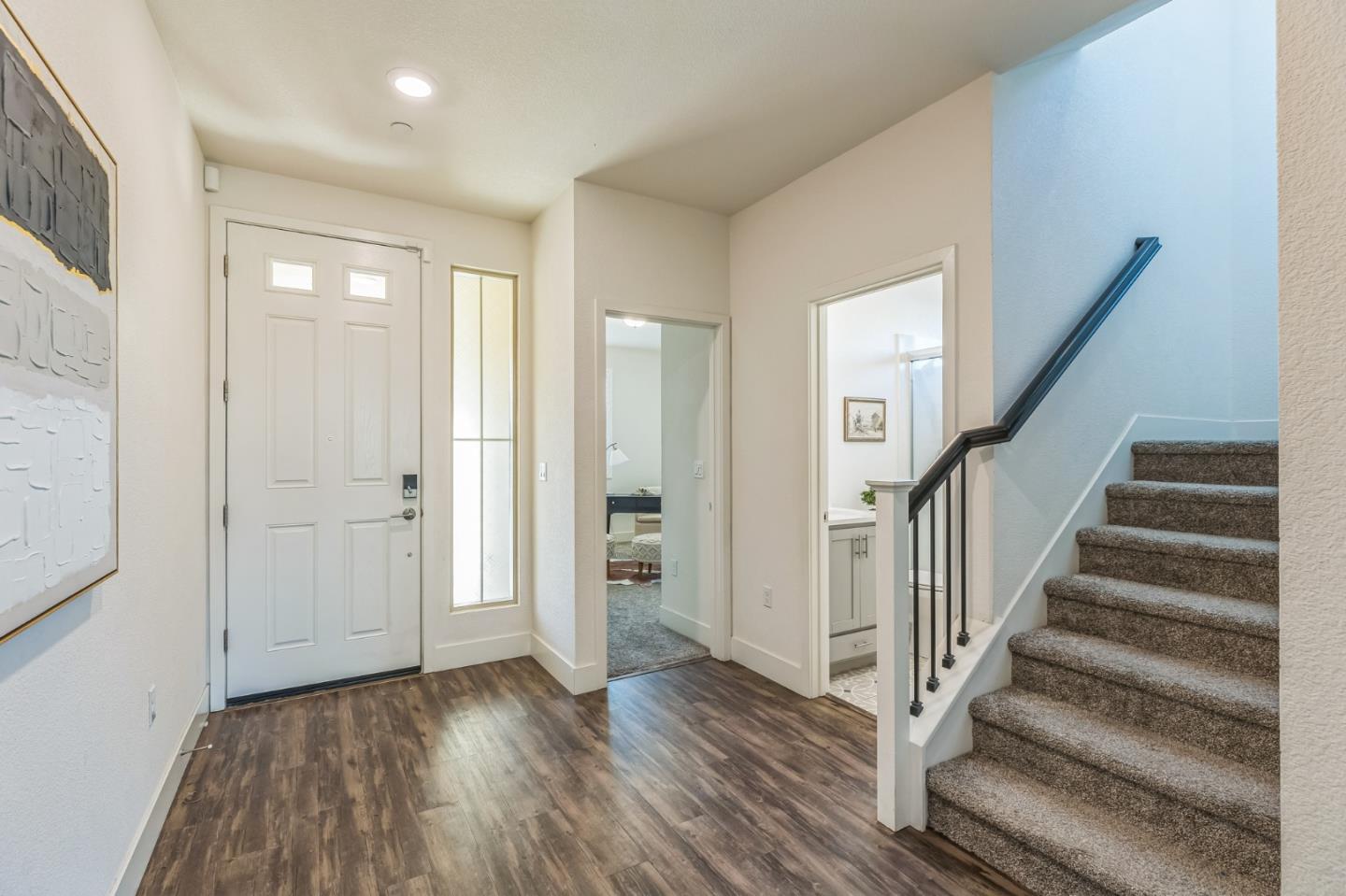 Detail Gallery Image 2 of 13 For 8824 Piano Cir, Elk Grove,  CA 95757 - 4 Beds | 3 Baths