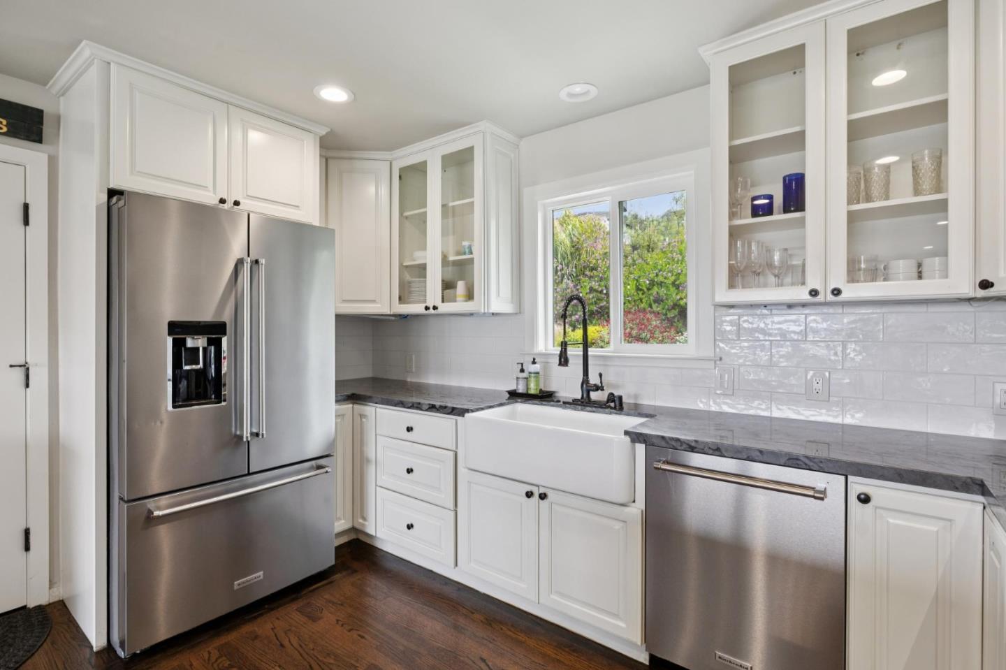 Detail Gallery Image 16 of 48 For 3279 N Cabrillo Hwy, Half Moon Bay,  CA 94019 - 3 Beds | 2 Baths