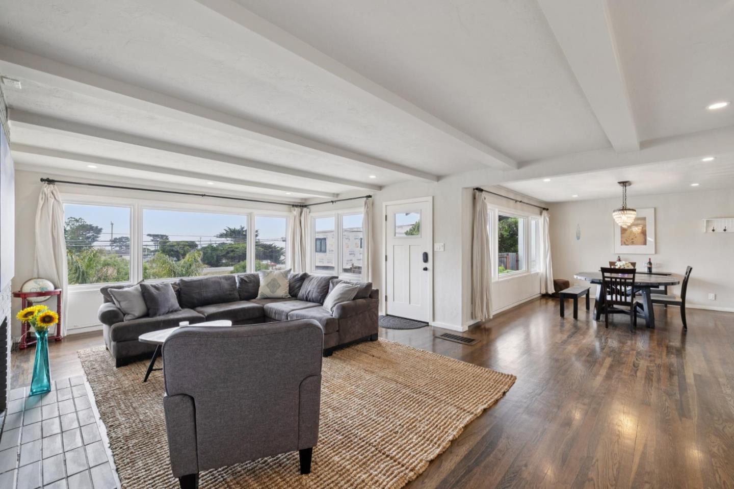 Detail Gallery Image 9 of 48 For 3279 N Cabrillo Hwy, Half Moon Bay,  CA 94019 - 3 Beds | 2 Baths