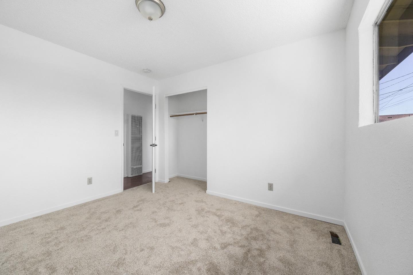Detail Gallery Image 16 of 23 For 2158 17th Ave, Santa Cruz,  CA 95062 - 3 Beds | 2 Baths