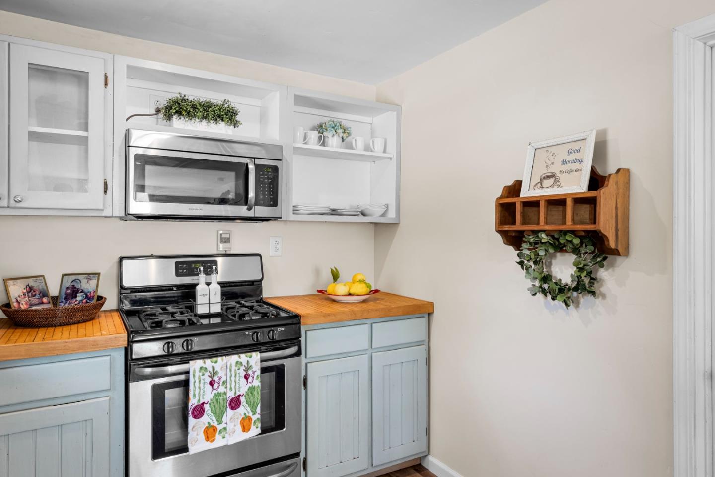 Detail Gallery Image 8 of 22 For 23785 Mckean Rd, Morgan Hill,  CA 95037 - 1 Beds | 1 Baths