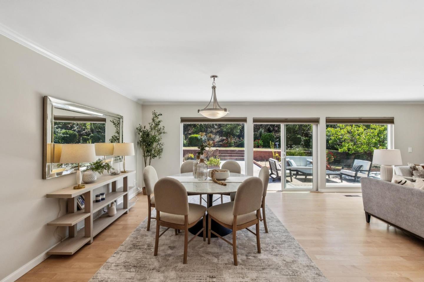 Detail Gallery Image 13 of 50 For 319 Castenada Dr, Millbrae,  CA 94030 - 4 Beds | 2 Baths