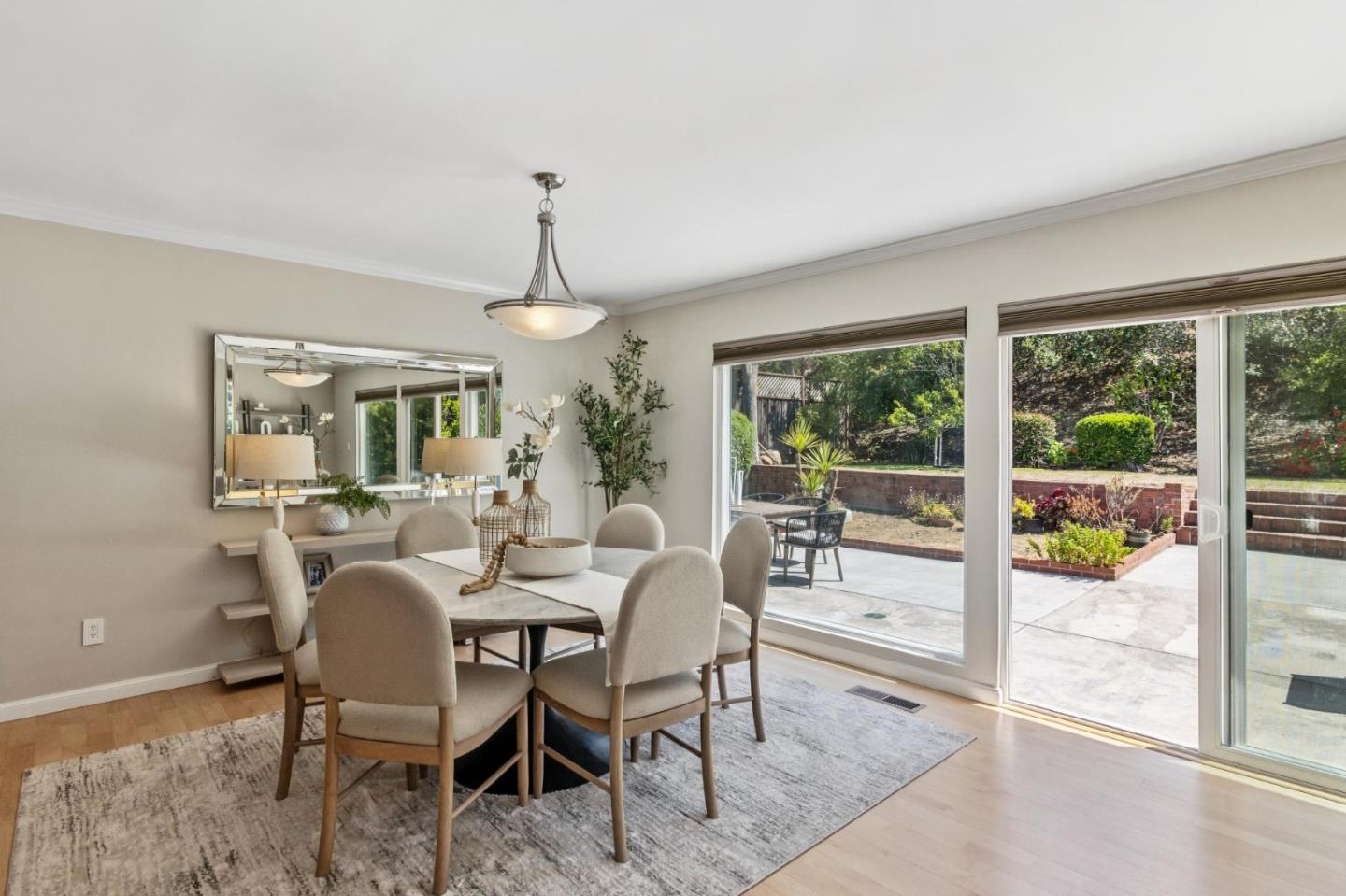 Detail Gallery Image 14 of 50 For 319 Castenada Dr, Millbrae,  CA 94030 - 4 Beds | 2 Baths