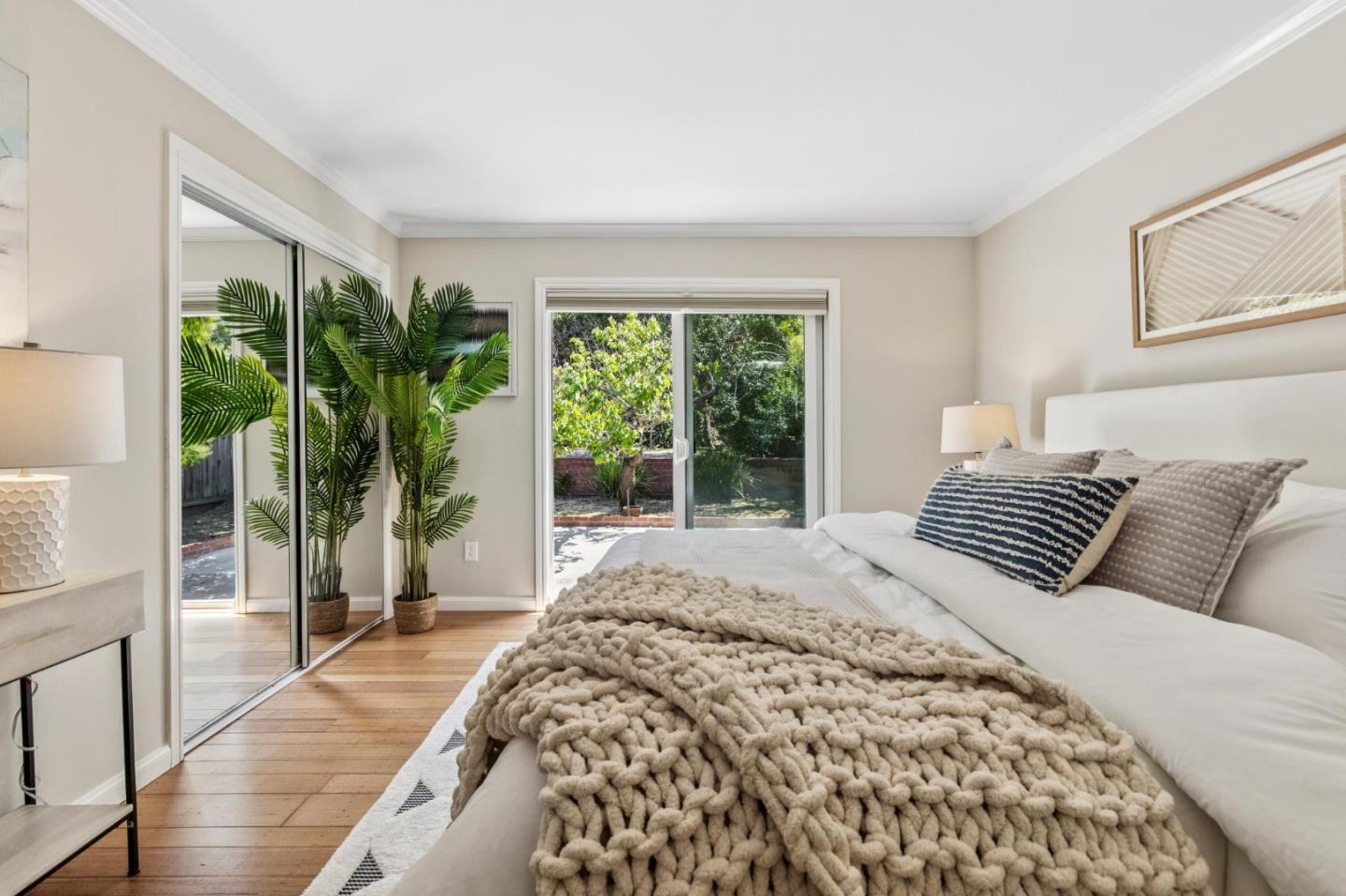 Detail Gallery Image 24 of 50 For 319 Castenada Dr, Millbrae,  CA 94030 - 4 Beds | 2 Baths