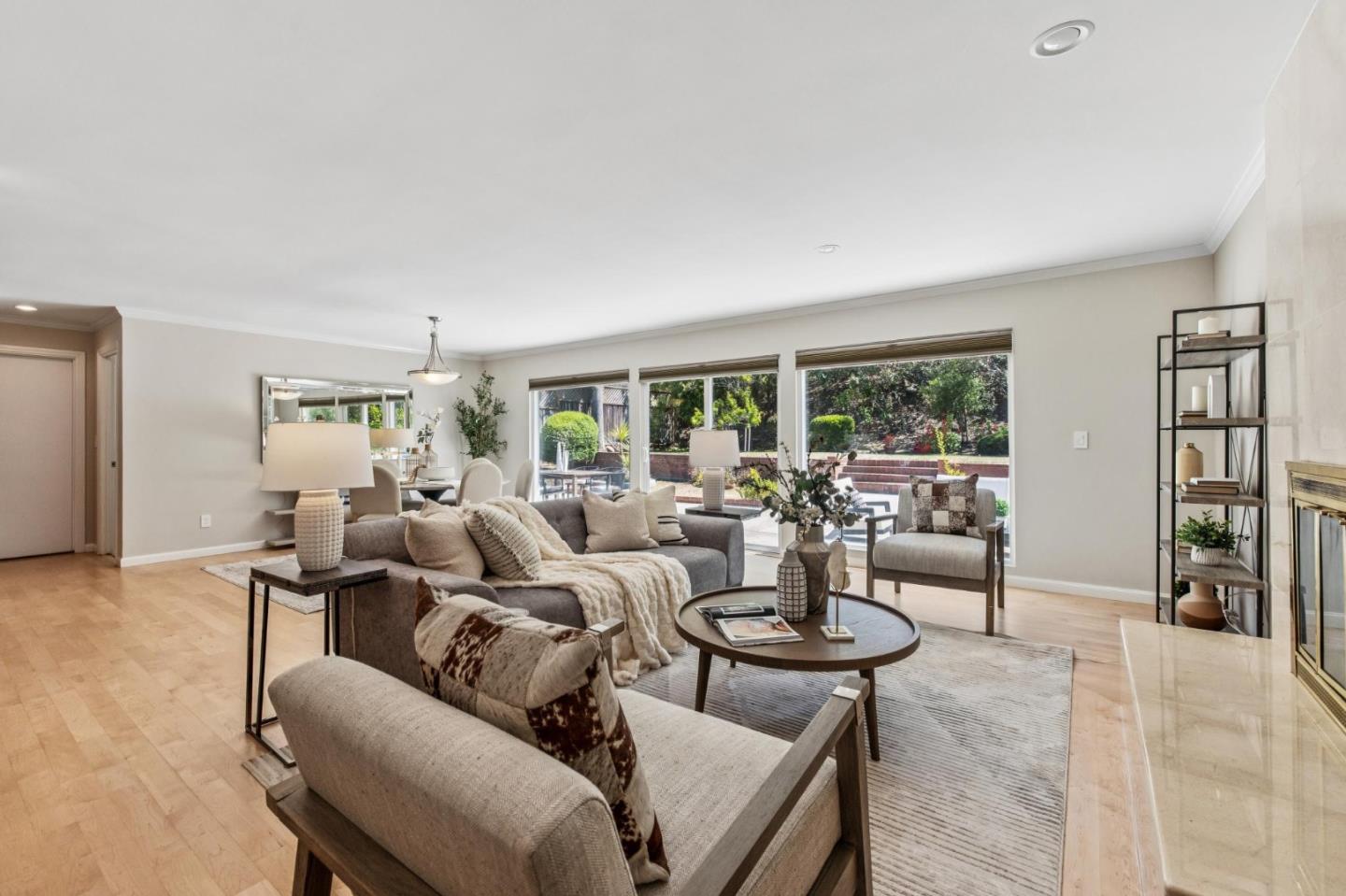 Detail Gallery Image 9 of 50 For 319 Castenada Dr, Millbrae,  CA 94030 - 4 Beds | 2 Baths