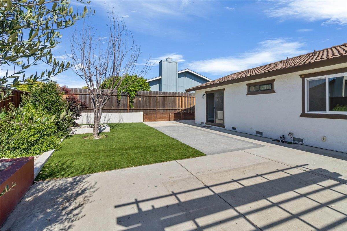Detail Gallery Image 24 of 32 For 1640 Sunset Dr, Hollister,  CA 95023 - 3 Beds | 2 Baths