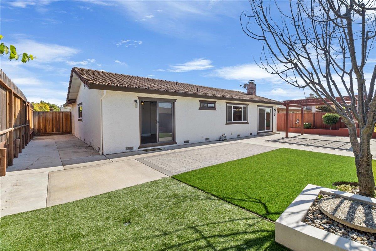 Detail Gallery Image 28 of 32 For 1640 Sunset Dr, Hollister,  CA 95023 - 3 Beds | 2 Baths