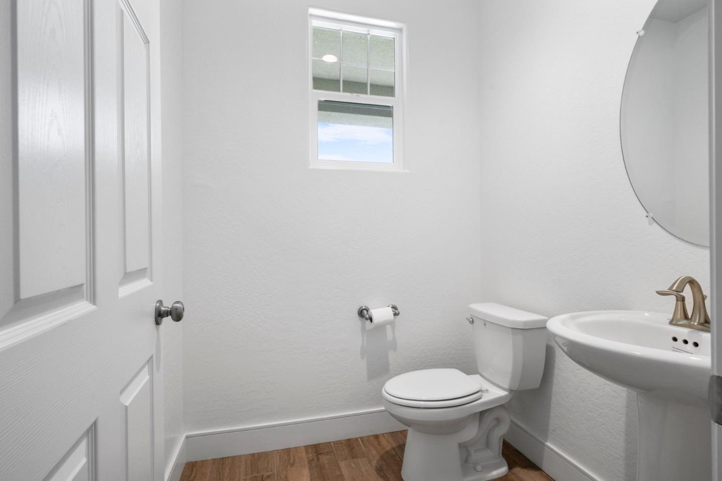 Detail Gallery Image 13 of 53 For 15005 Torrey Pines Cir, Chowchilla,  CA 93610 - 4 Beds | 2/1 Baths