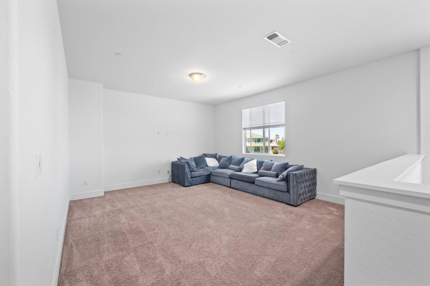 Detail Gallery Image 29 of 53 For 15005 Torrey Pines Cir, Chowchilla,  CA 93610 - 4 Beds | 2/1 Baths
