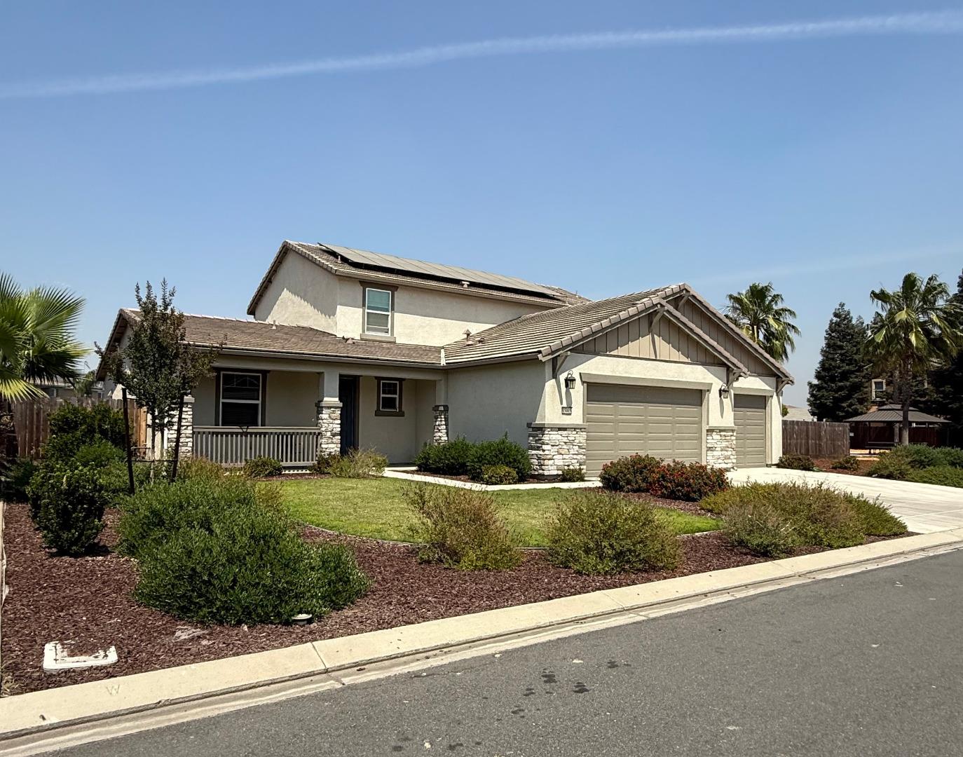 Detail Gallery Image 3 of 53 For 15005 Torrey Pines Cir, Chowchilla,  CA 93610 - 4 Beds | 2/1 Baths