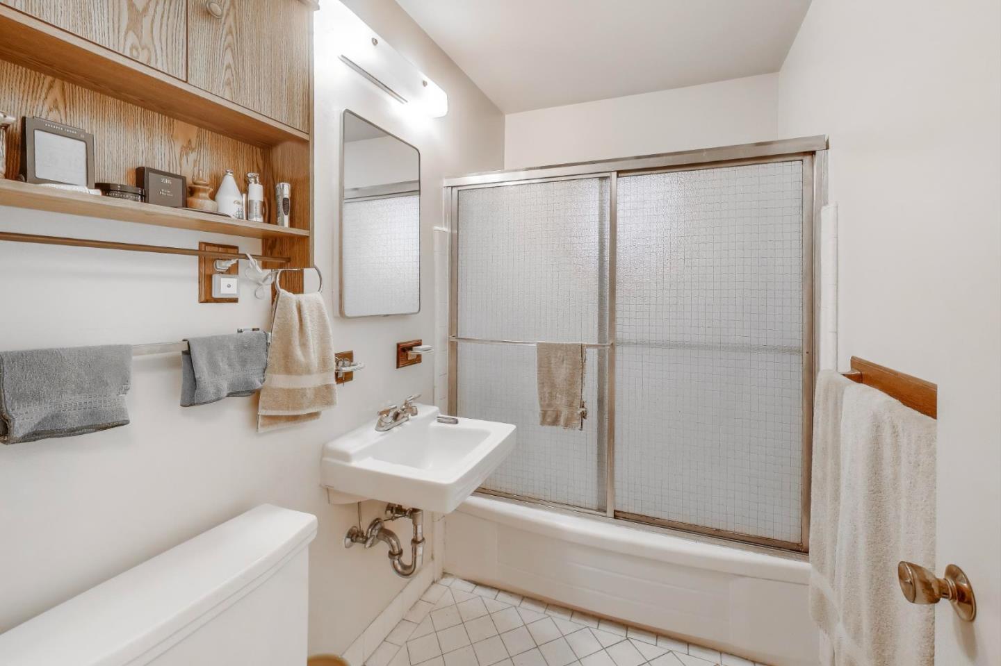 Detail Gallery Image 18 of 82 For 100 Millbrae Ave, Millbrae,  CA 94030 - – Beds | – Baths