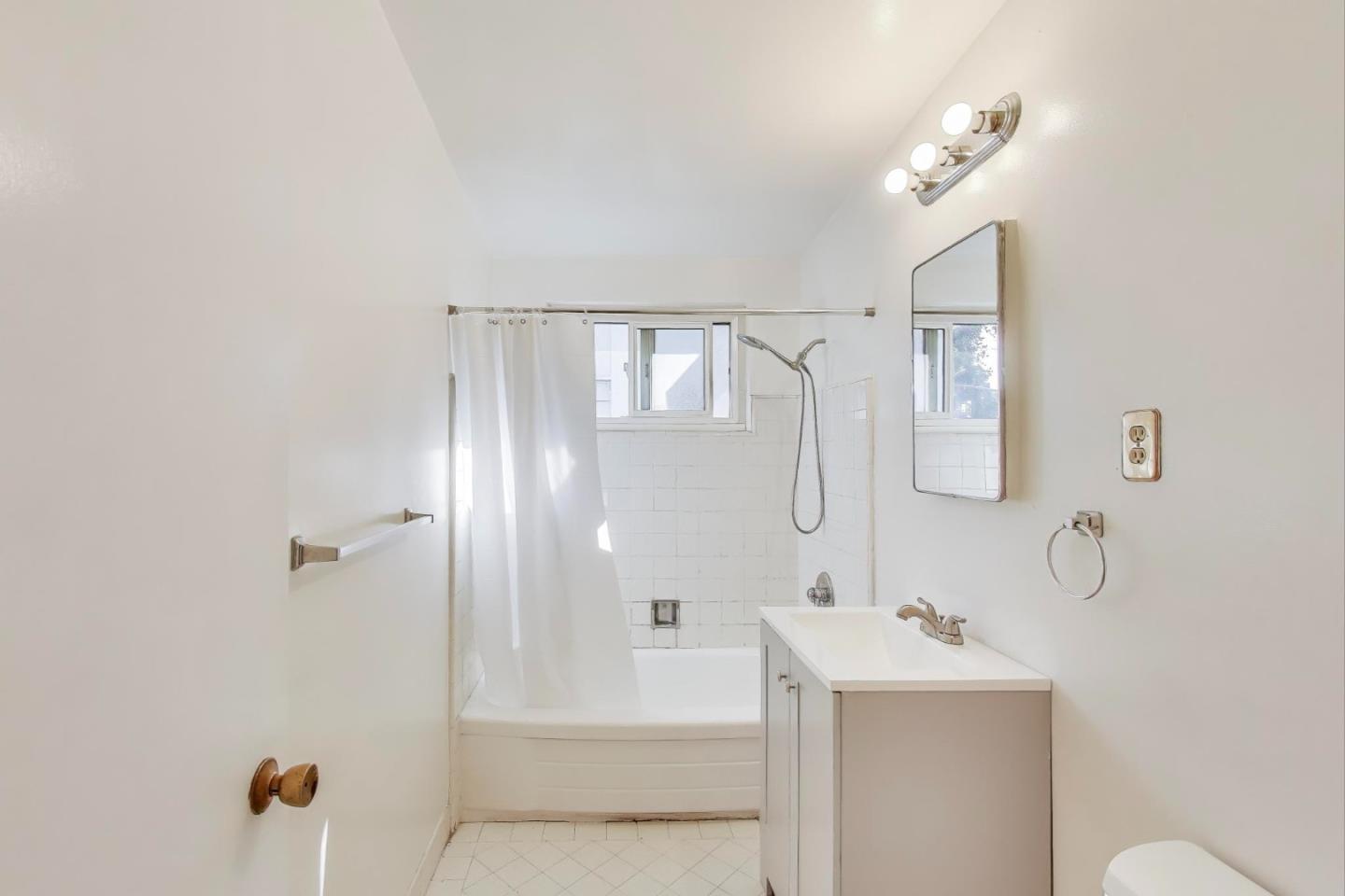 Detail Gallery Image 29 of 82 For 100 Millbrae Ave, Millbrae,  CA 94030 - – Beds | – Baths