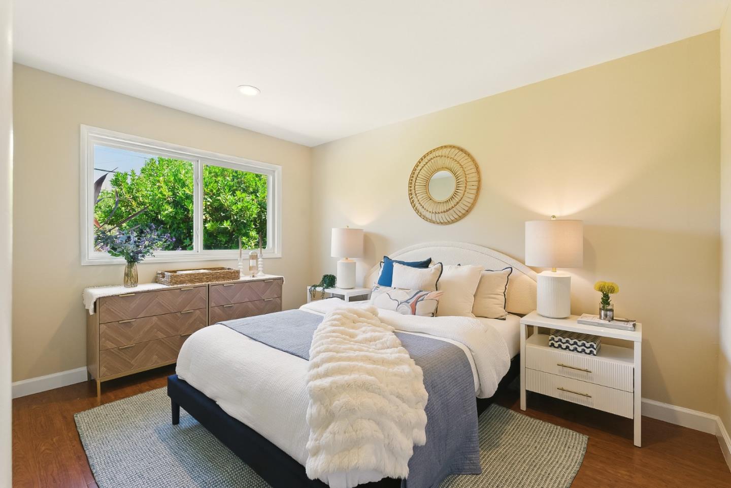 Detail Gallery Image 17 of 36 For 2077 Shoreview Ave, San Mateo,  CA 94401 - 3 Beds | 1 Baths