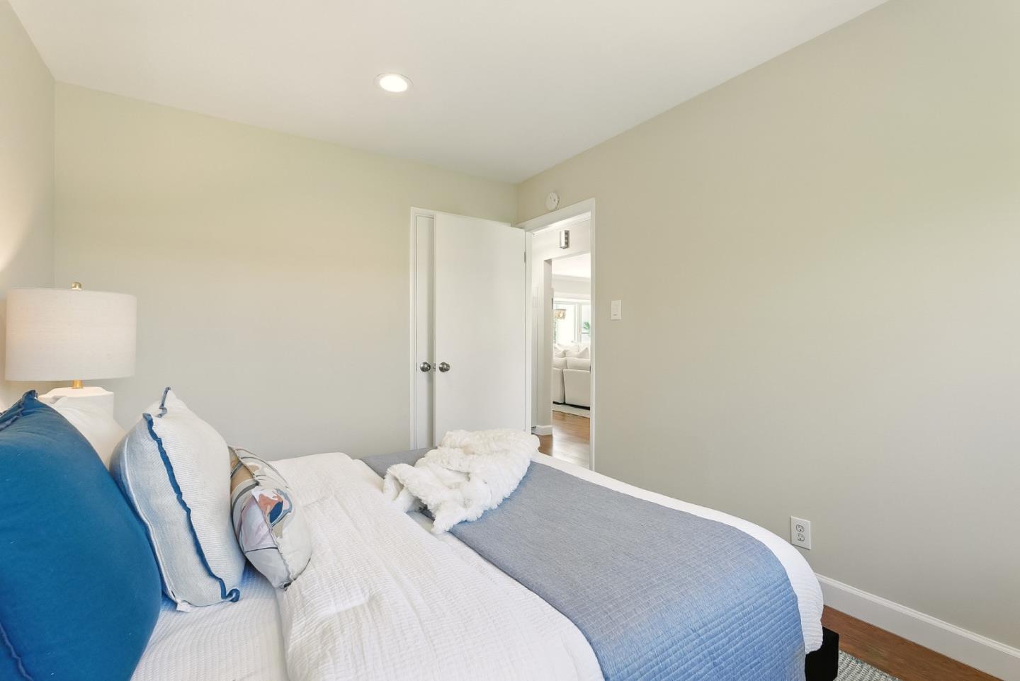 Detail Gallery Image 18 of 36 For 2077 Shoreview Ave, San Mateo,  CA 94401 - 3 Beds | 1 Baths