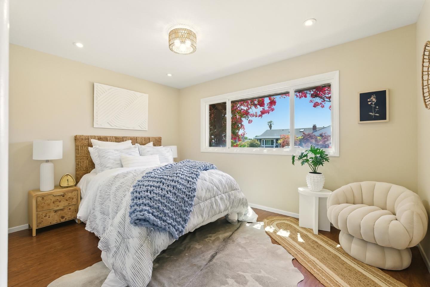 Detail Gallery Image 21 of 36 For 2077 Shoreview Ave, San Mateo,  CA 94401 - 3 Beds | 1 Baths