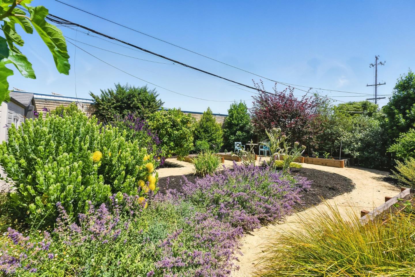 Detail Gallery Image 28 of 36 For 2077 Shoreview Ave, San Mateo,  CA 94401 - 3 Beds | 1 Baths