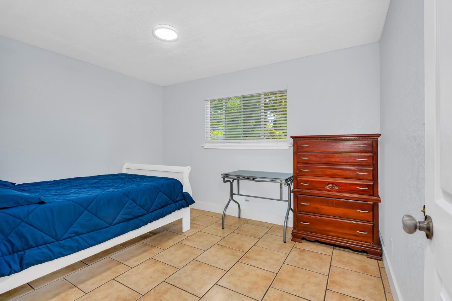 Detail Gallery Image 18 of 35 For 1005 W 8th St, Merced,  CA 95341 - 3 Beds | 2 Baths