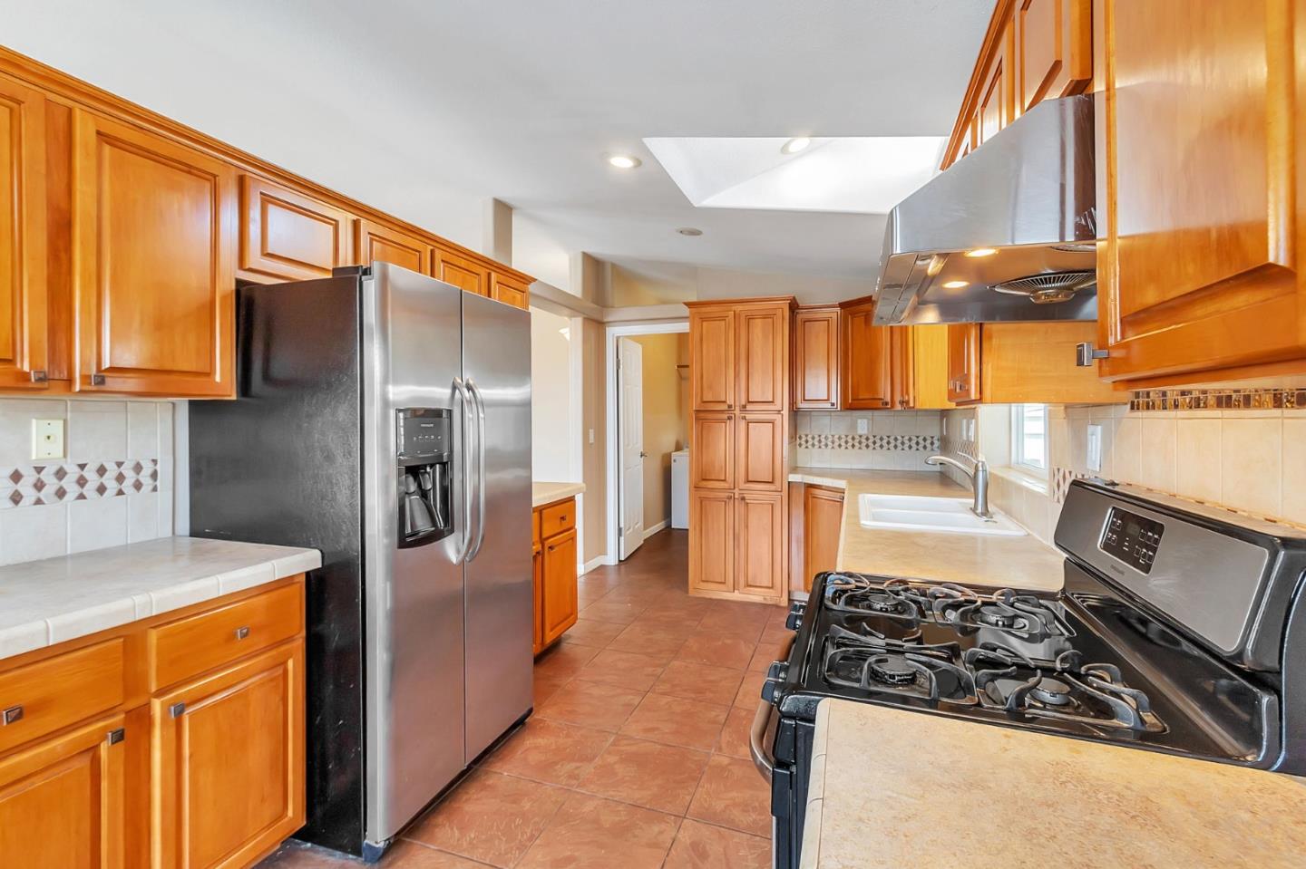 Detail Gallery Image 10 of 37 For 1225 Vienna Dr #437,  Sunnyvale,  CA 94089 - 3 Beds | 2 Baths