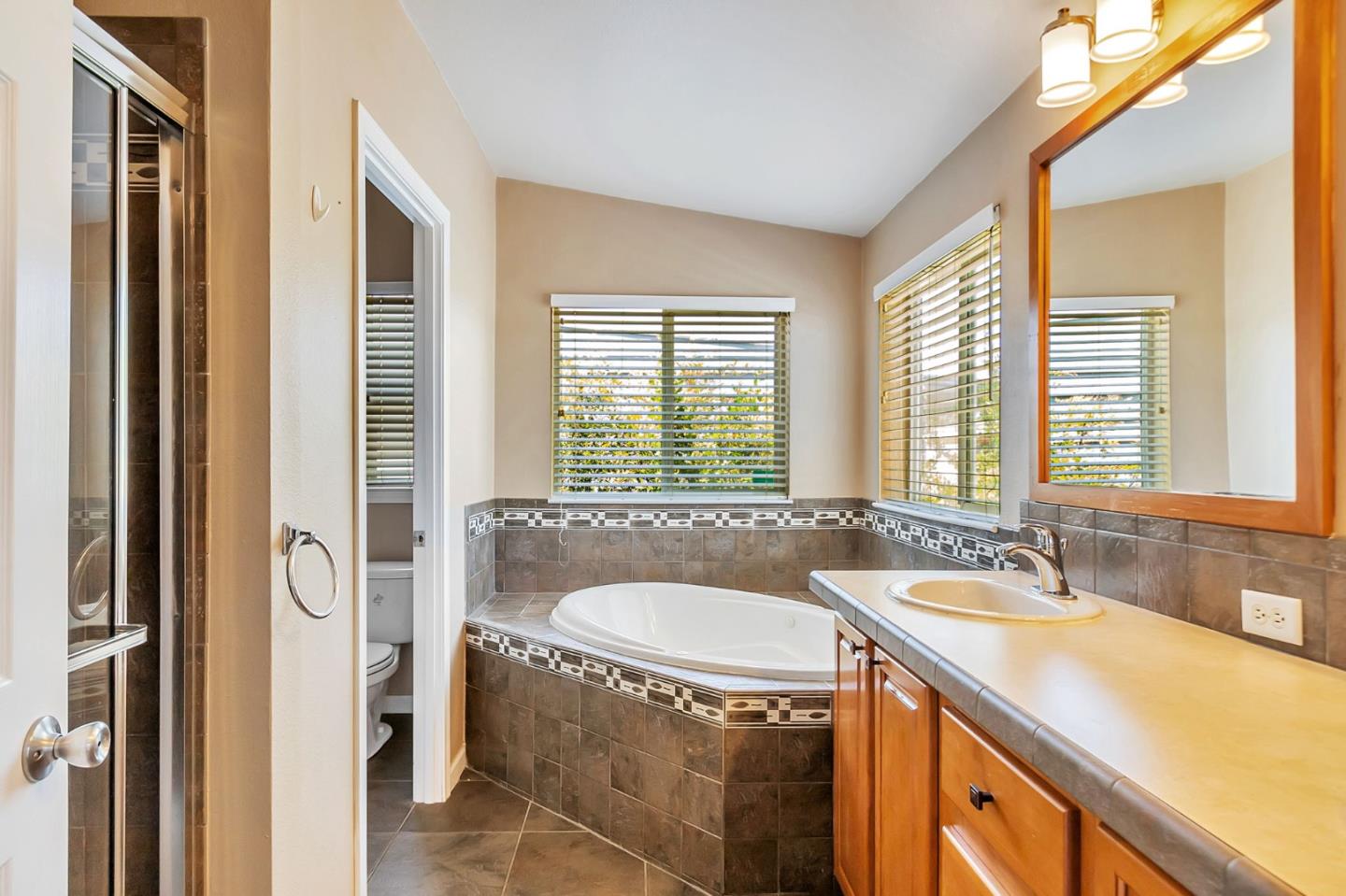 Detail Gallery Image 31 of 37 For 1225 Vienna Dr #437,  Sunnyvale,  CA 94089 - 3 Beds | 2 Baths
