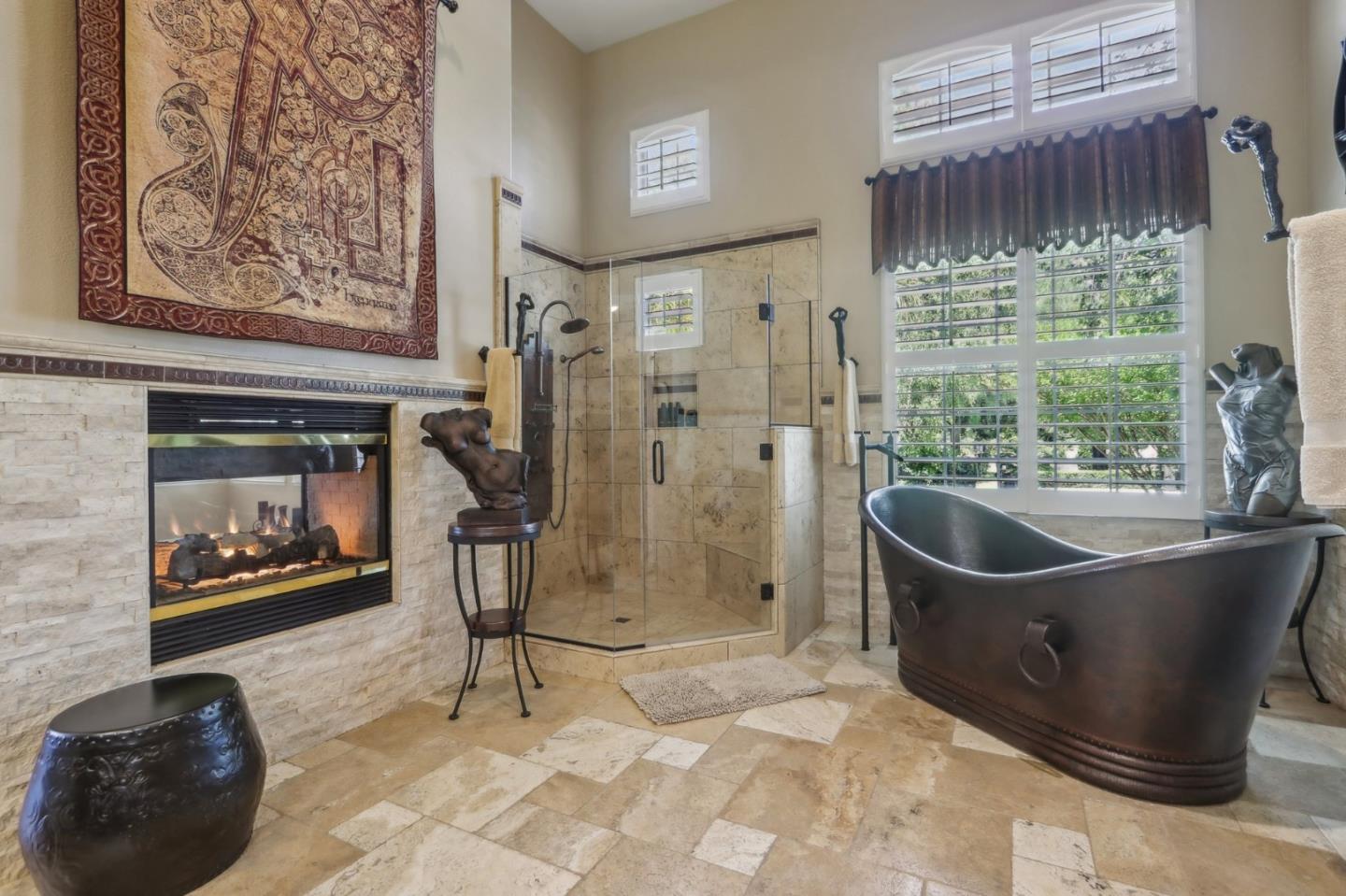Detail Gallery Image 26 of 39 For 1150 Stony Brook Dr, Hollister,  CA 95023 - 4 Beds | 4 Baths