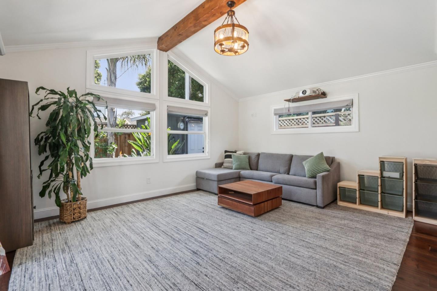 Detail Gallery Image 21 of 45 For 1918 Ellen Ave, San Jose,  CA 95125 - 4 Beds | 3 Baths