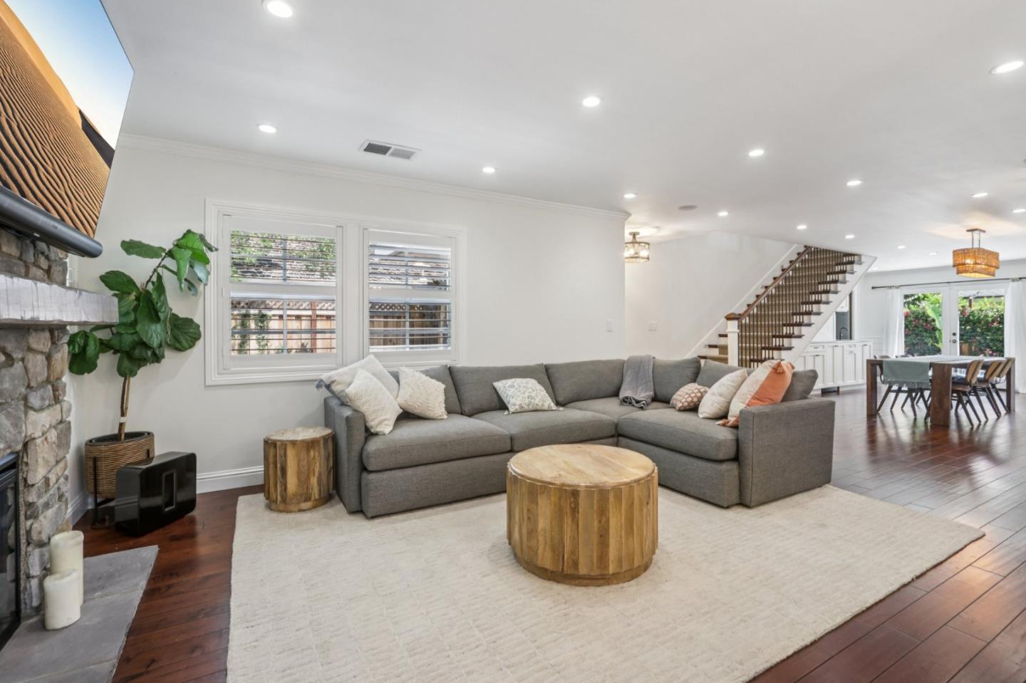 Detail Gallery Image 7 of 45 For 1918 Ellen Ave, San Jose,  CA 95125 - 4 Beds | 3 Baths