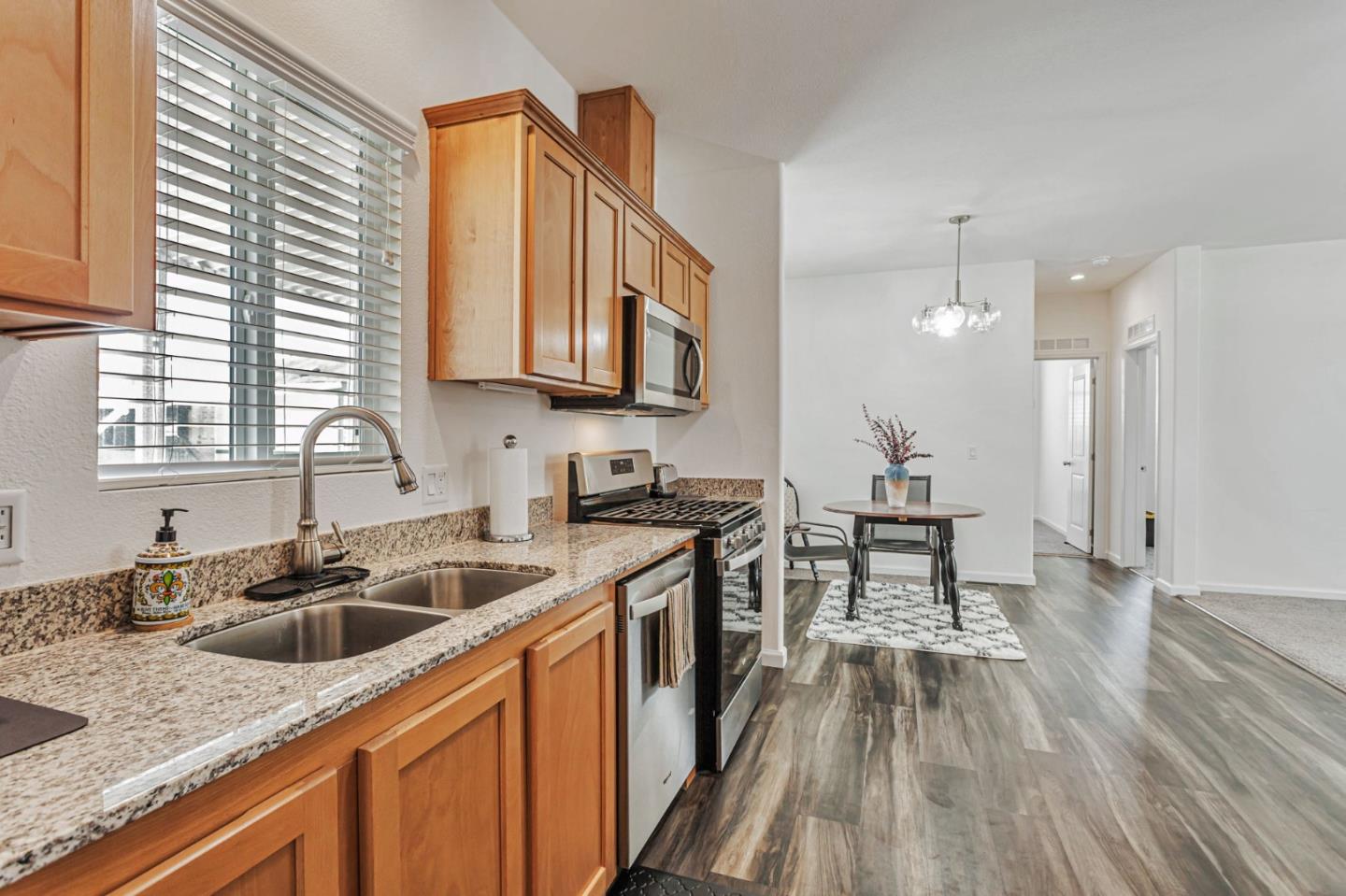 Detail Gallery Image 12 of 32 For 356 Reservation Rd #68,  Marina,  CA 93933 - 3 Beds | 2 Baths