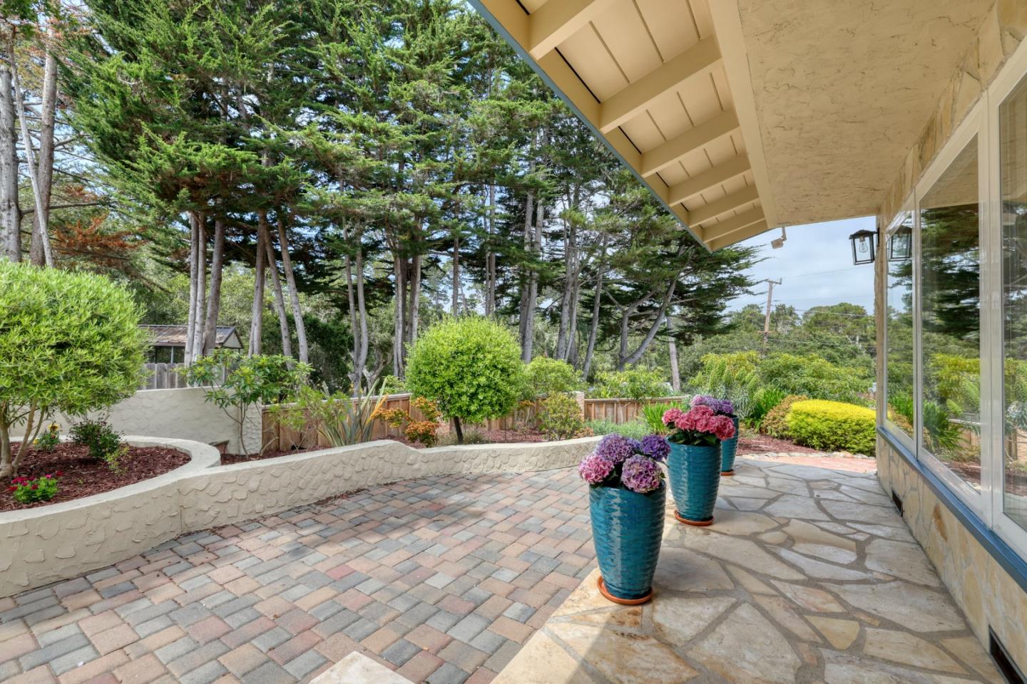 Detail Gallery Image 18 of 20 For 1275 Josselyn Canyon Rd, Monterey,  CA 93940 - 3 Beds | 2 Baths