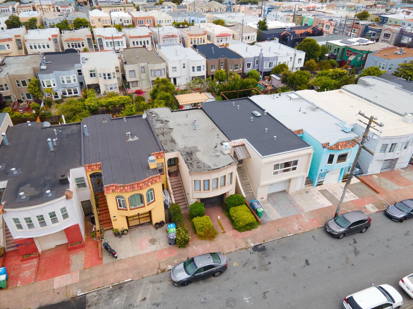 Detail Gallery Image 11 of 12 For 444 Ellington Ave, San Francisco,  CA 94112 - 2 Beds | 1 Baths