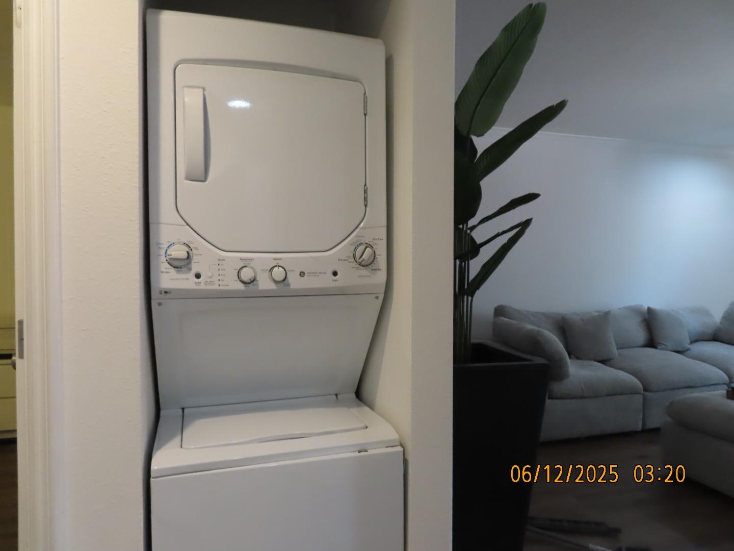 Detail Gallery Image 7 of 9 For 2600 Cortez Dr #6102,  Santa Clara,  CA 95051 - 2 Beds | 1 Baths