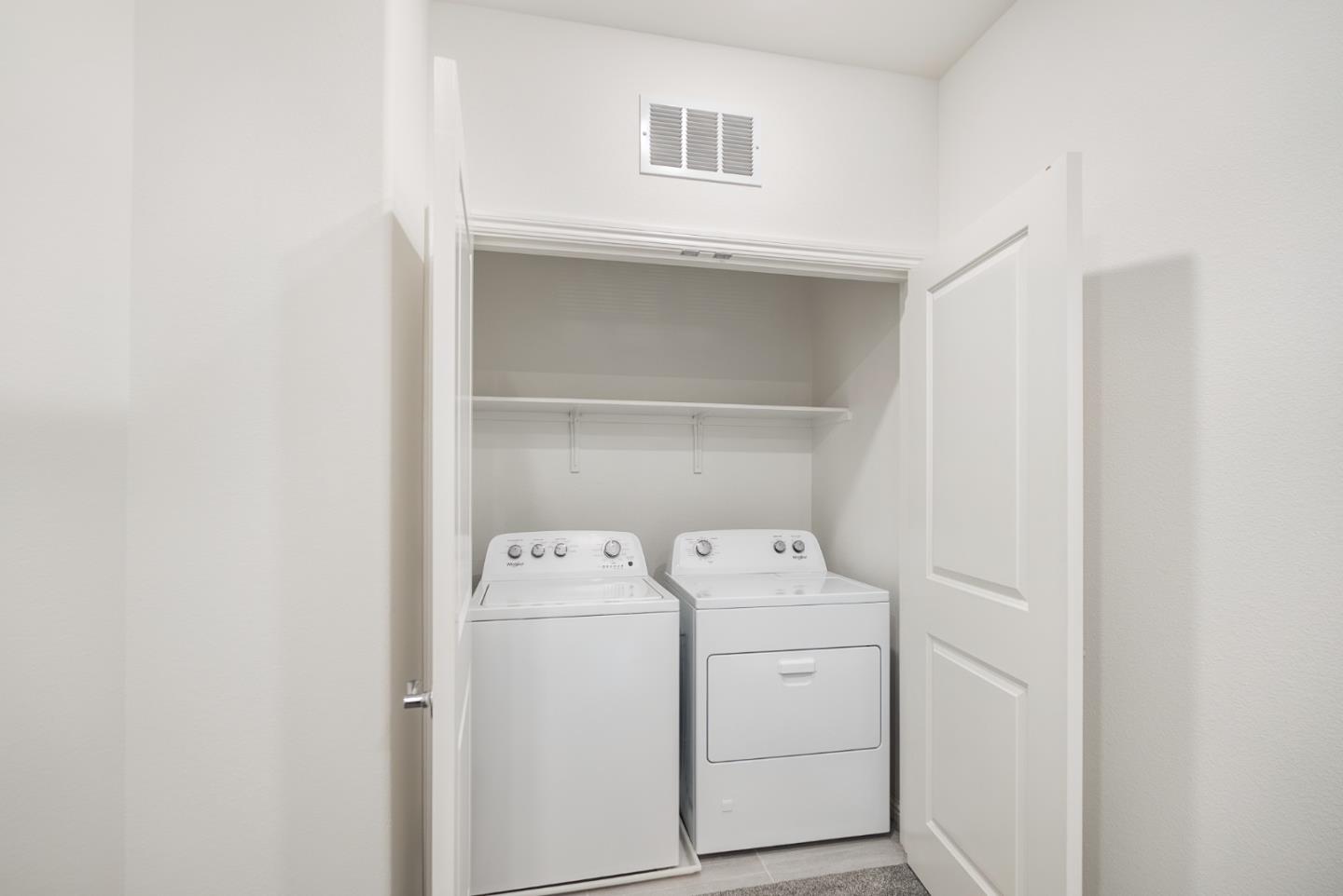 Detail Gallery Image 17 of 24 For 5724 Immersion Loop, San Jose,  CA 95119 - 2 Beds | 2/1 Baths